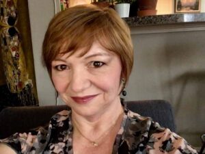 Maureen Tomlinson - Survivor